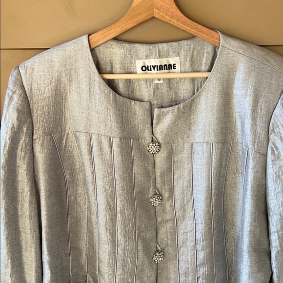 Olivianne Silver Skirt & Jacket Set Bejeweled Sz 16 Mother of the Bride - Picture 3 of 13